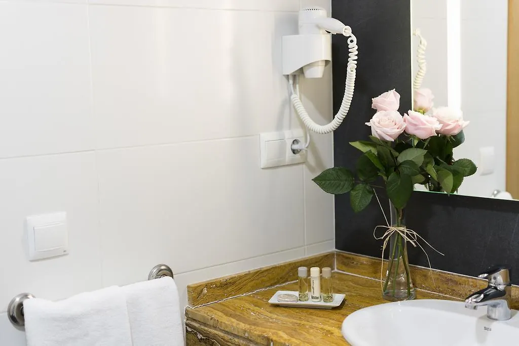 Mena Plaza Otel Nerja 3*,  İspanya