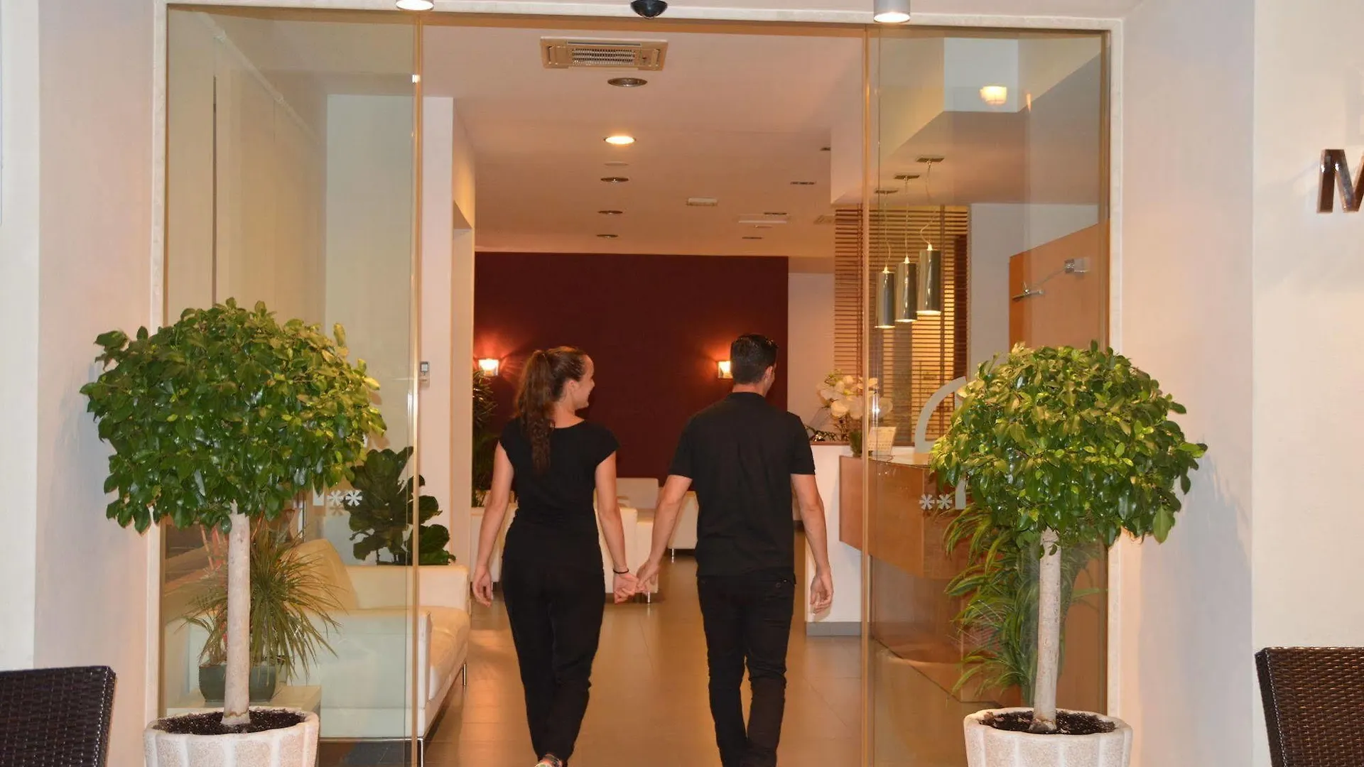 Mena Plaza Otel Nerja